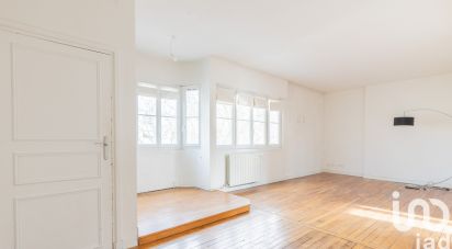 Apartment 3 rooms of 80 m² in Bagneux (92220)