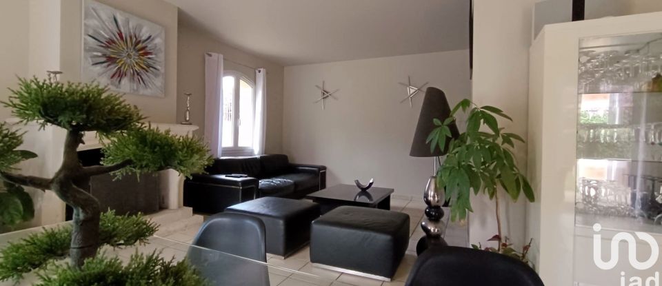 Maison 7 pièces de 187 m² à Le Tignet (06530)