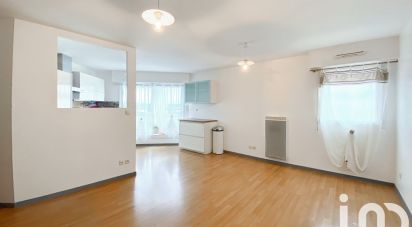 Apartment 4 rooms of 77 m² in Vannes (56000)