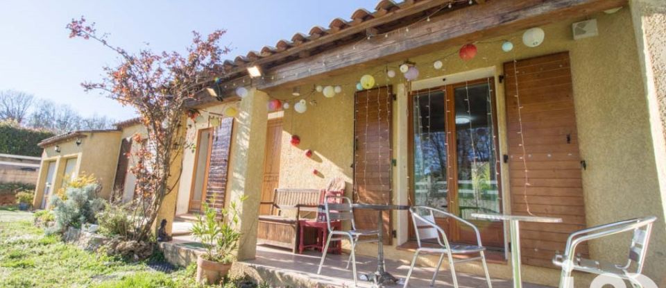Traditional house 5 rooms of 102 m² in Forcalqueiret (83136)