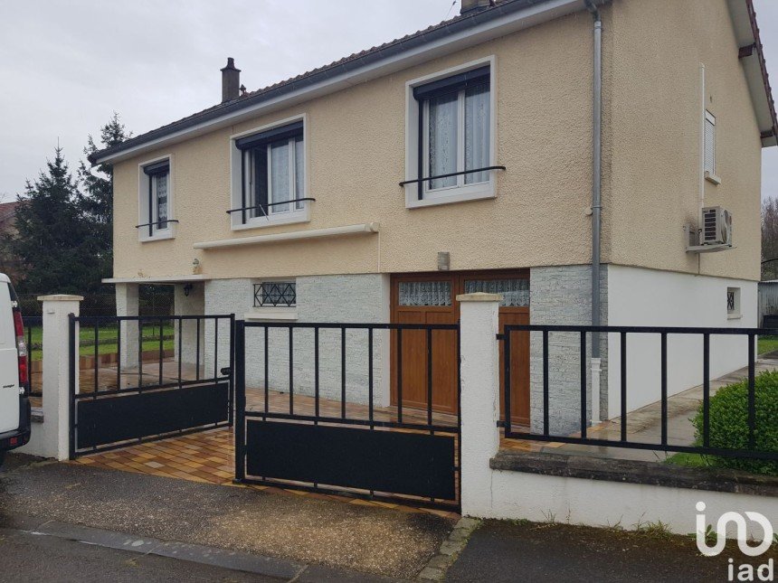 House 5 rooms of 80 m² in Pargny-sur-Saulx (51340)