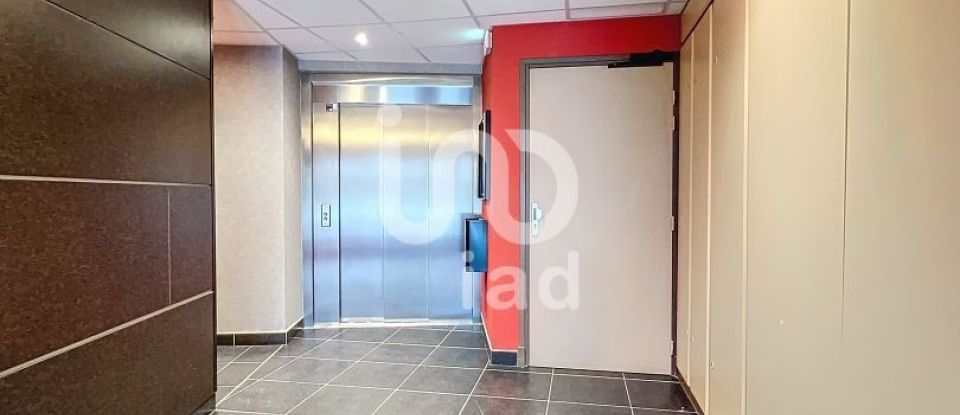 Apartment 4 rooms of 77 m² in Saint-Omer (62500)