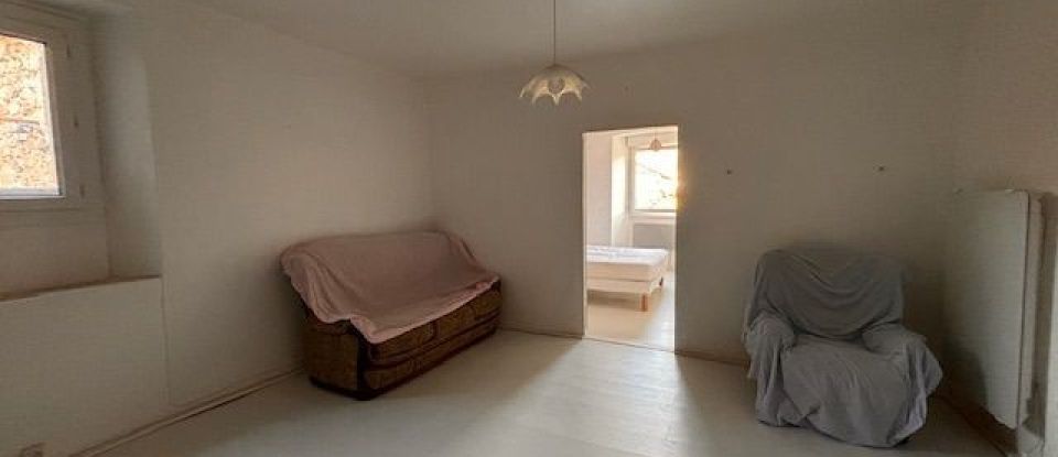 Maison 5 pièces de 100 m² à Meyras (07380)