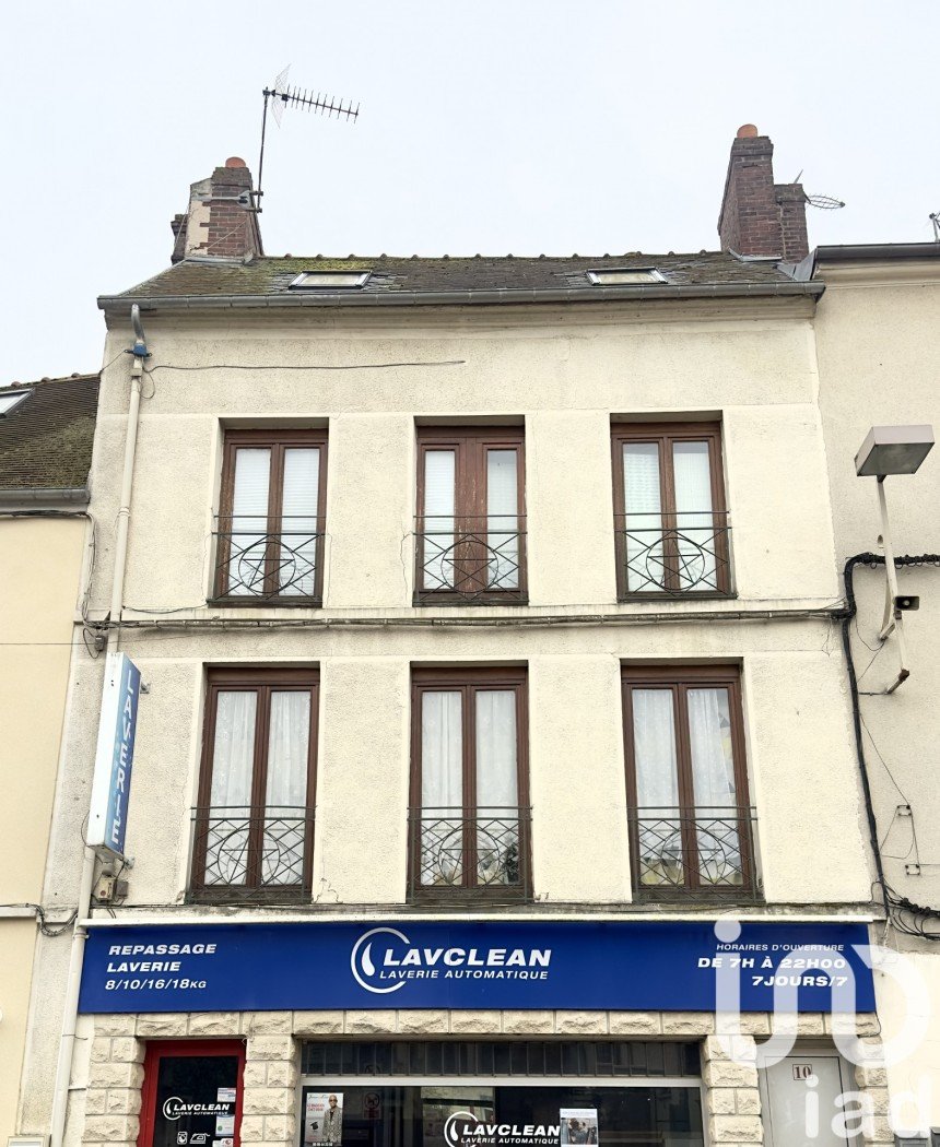 Town house 5 rooms of 104 m² in Nanteuil-le-Haudouin (60440)