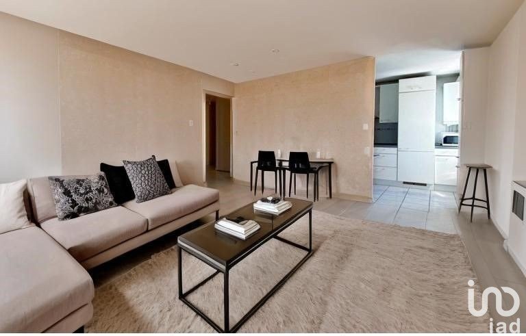 Apartment 4 rooms of 78 m² in Cran-Gevrier (74960)