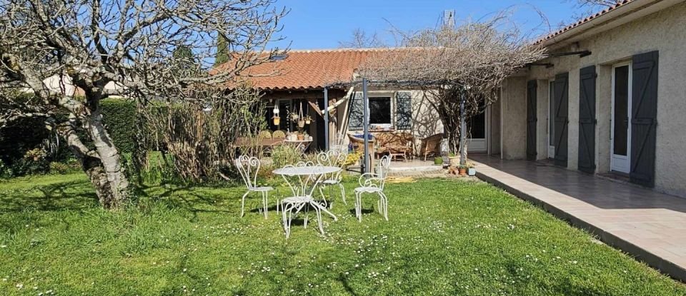 House 7 rooms of 156 m² in Gaillac (81600)