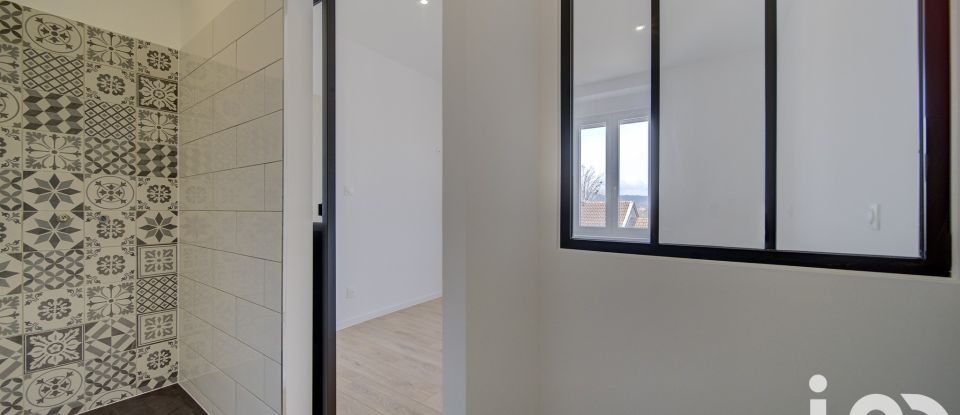 Appartement 2 pièces de 40 m² à Manom (57100)