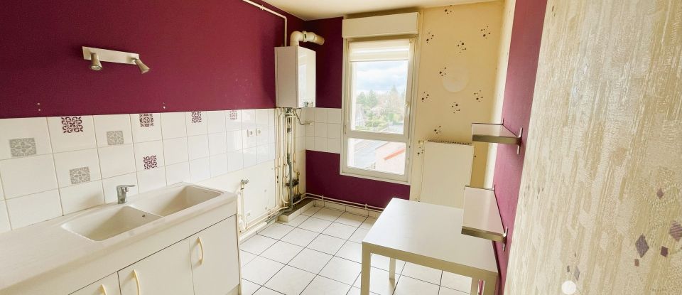 Apartment 4 rooms of 96 m² in Saint-Memmie (51470)