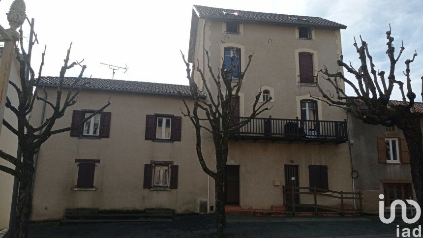 Vente Immeuble 267m² 12 Pièces à Maurs (15600) - Iad France