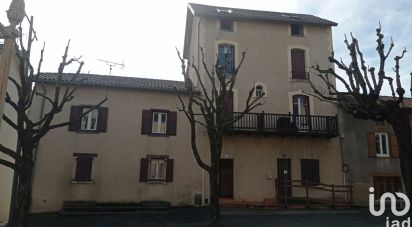 Building in Maurs (15600) of 267 m²