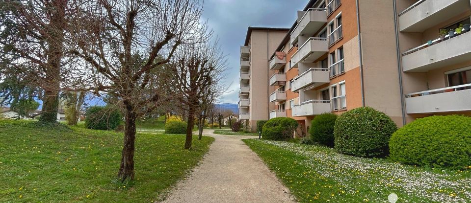 Appartement 4 pièces de 86 m² à Saint-Martin-d'Hères (38400)