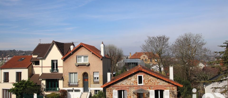 Maison traditionnelle 8 pièces de 204 m² à Meudon (92190)