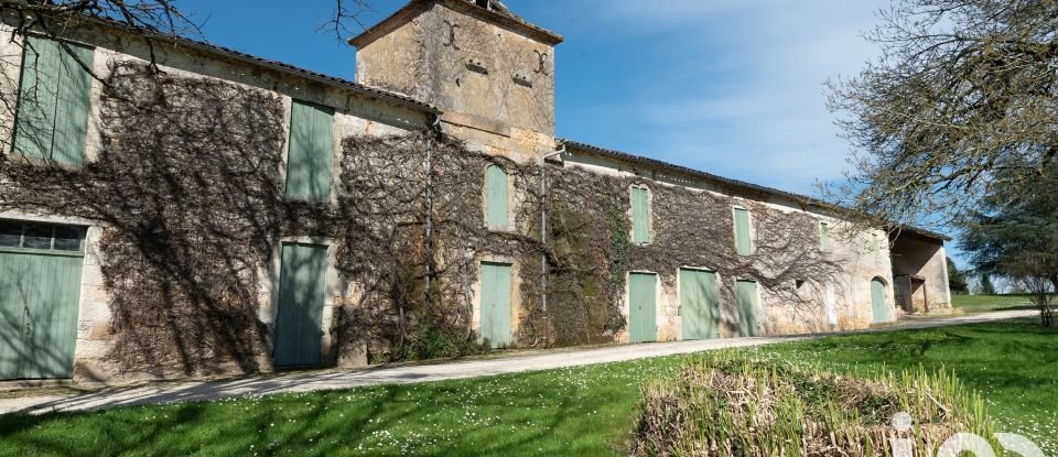 Estate 10 rooms of 322 m² in Montguyon (17270)