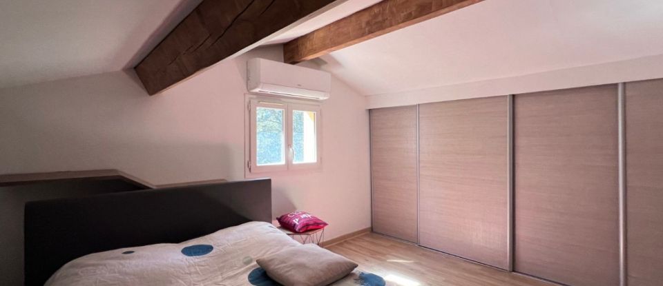 Apartment 4 rooms of 99 m² in Le Revest-les-Eaux (83200)