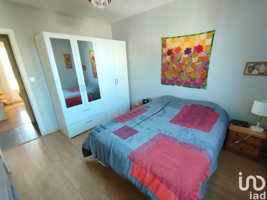 Apartment 3 rooms of 63 m² in Aubenas (07200)