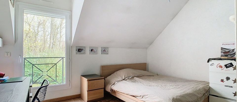 Maison 7 pièces de 180 m² à Soisy-sur-Seine (91450)