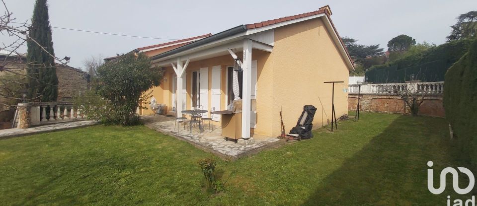 House 5 rooms of 112 m² in Saint-Martin-la-Plaine (42800)