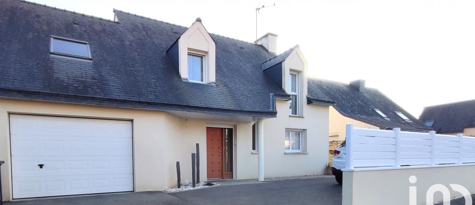Traditional house 7 rooms of 162 m² in Saint-Avé (56890)