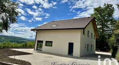 Maison traditionnelle 5 pièces de 128 m² à Chavannaz (74270)