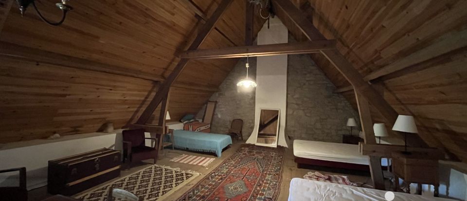 Longere 5 rooms of 140 m² in Saint-André-des-Eaux (44117)