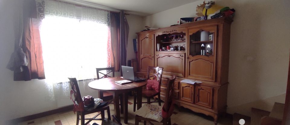 House 4 rooms of 78 m² in Chartres (28000)