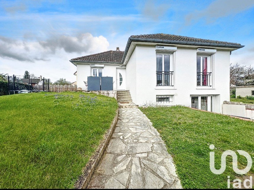 Vente Maison 130m² 5 Pièces à Montry (77450) - Iad France