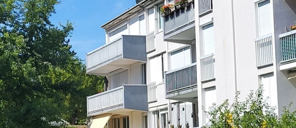 Appartement 3 pièces de 80 m² à Saint-Genis-Laval (69230)