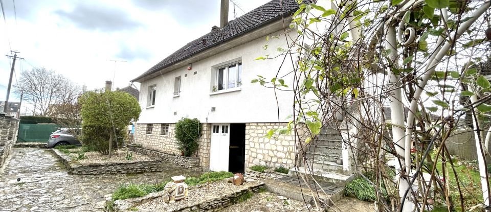 Traditional house 6 rooms of 113 m² in Gisors (27140)