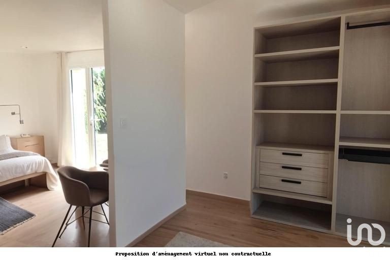 House 5 rooms of 155 m² in Le Fleix (24130)