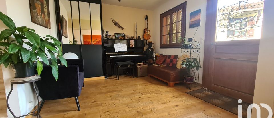 Maison traditionnelle 6 pièces de 120 m² à Montreuil (93100)