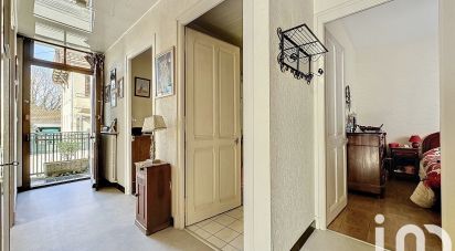Maison traditionnelle 7 pièces de 145 m² à Cran-Gevrier (74960)