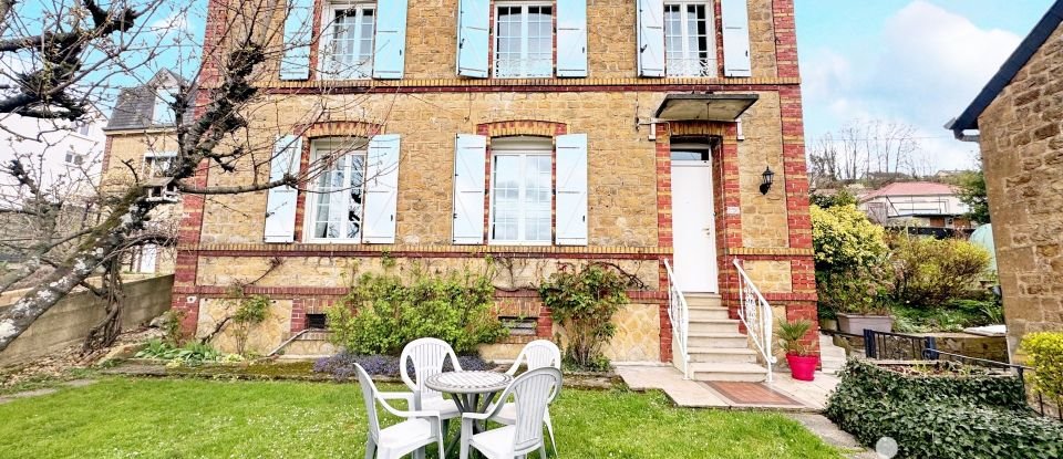 Maison traditionnelle 6 pièces de 134 m² à Charleville-Mézières (08000)