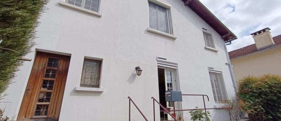 Maison 7 pièces de 125 m² à Lourdes (65100)