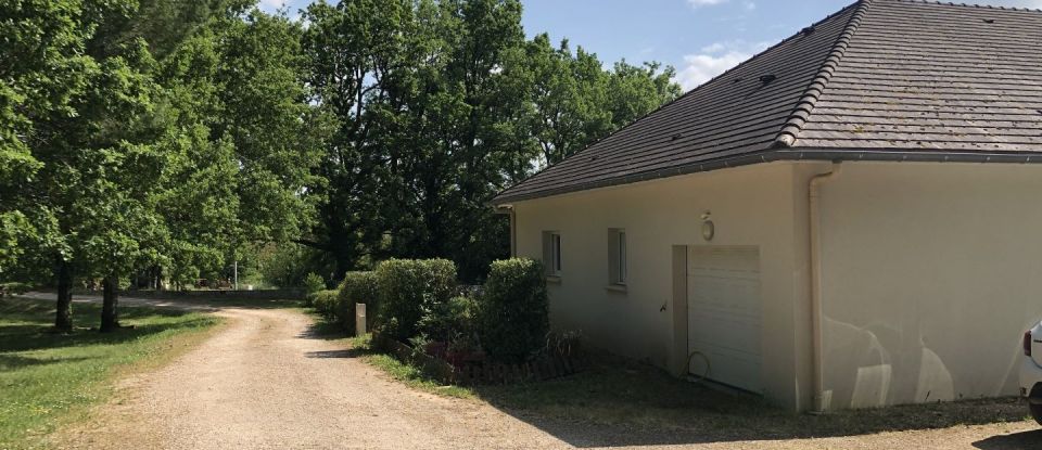 House 4 rooms of 176 m² in Carennac (46110)