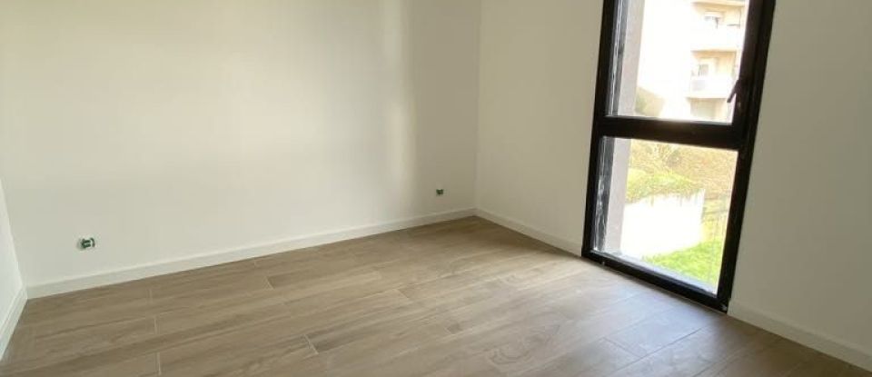 Apartment 3 rooms of 71 m² in Sorbiers (42290)