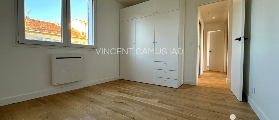 Appartement 3 pièces de 69 m² à Sanary-sur-Mer (83110)