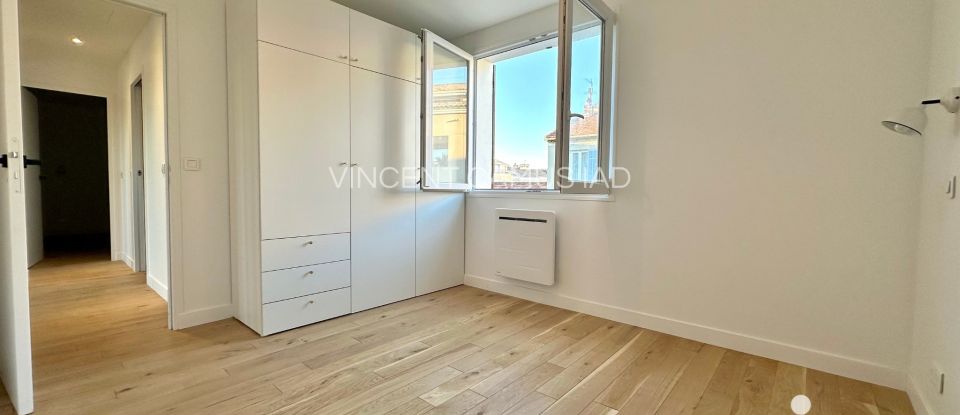 Appartement 4 pièces de 70 m² à Sanary-sur-Mer (83110)