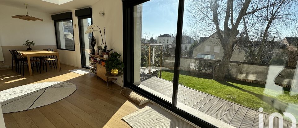 Duplex 5 rooms of 106 m² in Nogent-sur-Marne (94130)
