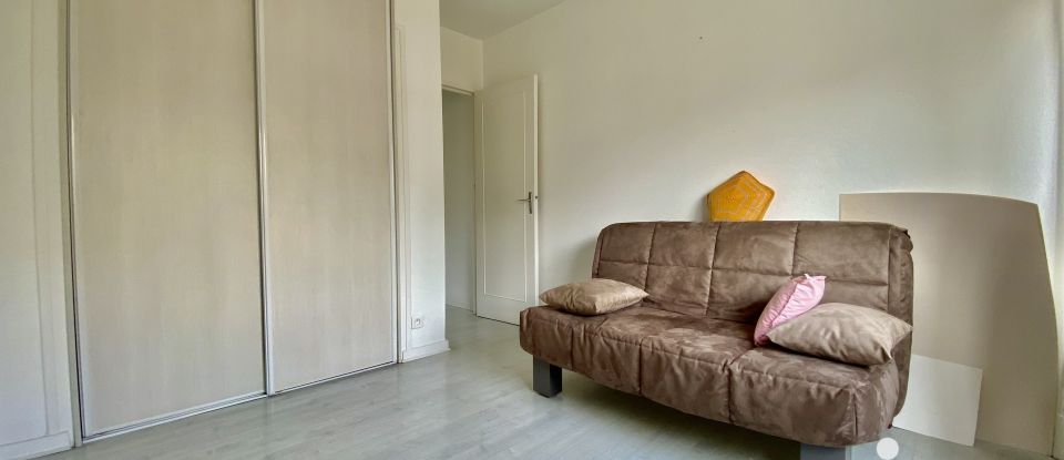 Appartement 4 pièces de 90 m² à Saint-Étienne (42100)