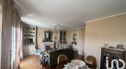 Maison traditionnelle 9 pièces de 105 m² à Saint-Herblain (44800)