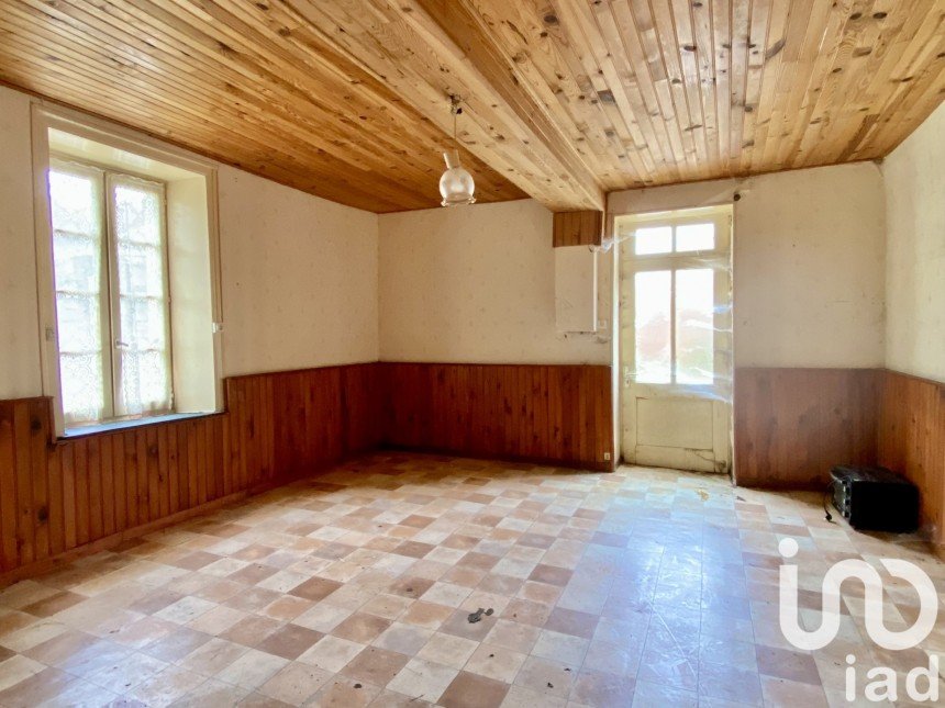 Maison traditionnelle 3 pièces de 85 m² à Cezais (85410)