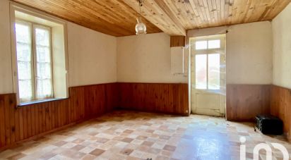 Traditional house 3 rooms of 85 m² in Cezais (85410)