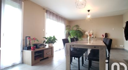 House 5 rooms of 138 m² in Courgenard (72320)