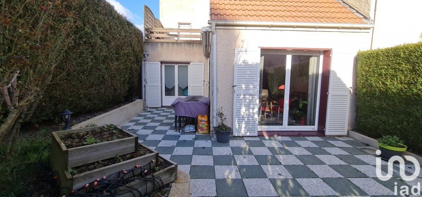 House 6 rooms of 135 m² in Taverny (95150)