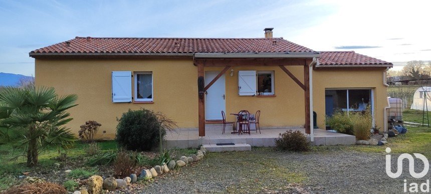 Traditional house 5 rooms of 95 m² in Lespiteau (31160)