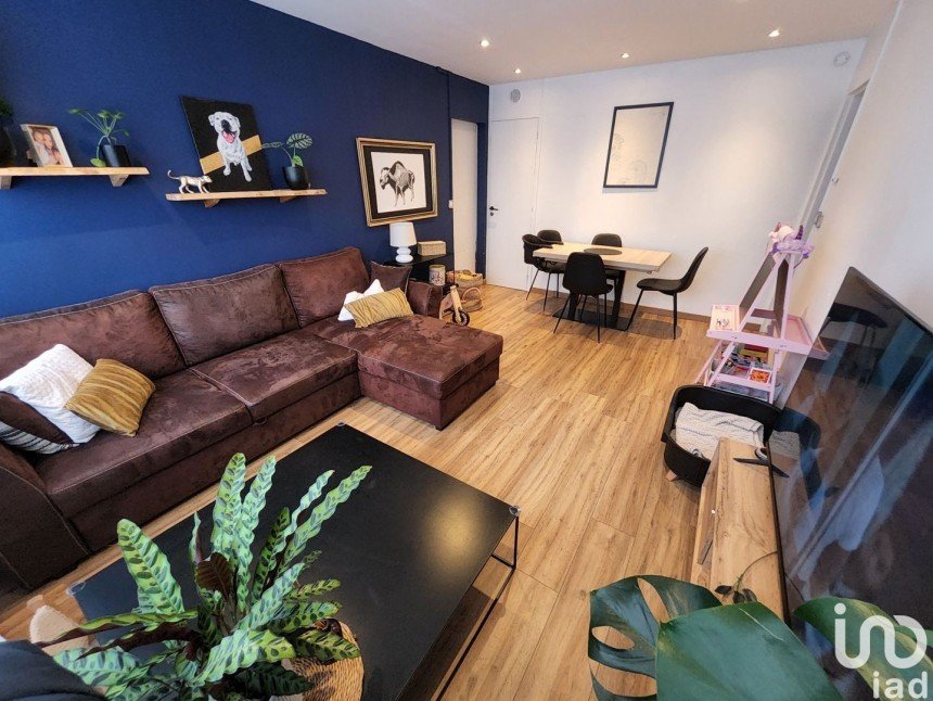 Appartement 4 pièces de 54 m² à Valenciennes (59300)