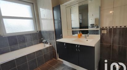 Apartment 3 rooms of 87 m² in Châlons-en-Champagne (51000)