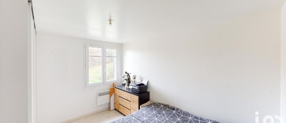 Apartment 4 rooms of 74 m² in Urrugne (64122)