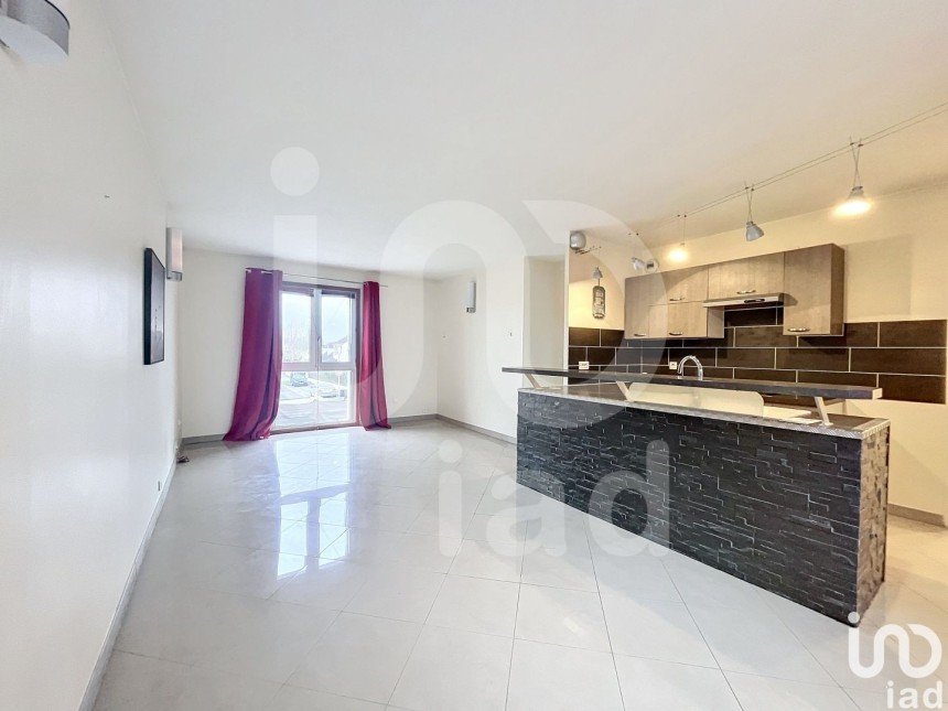 Appartement 2 pièces de 47 m² à Pontault-Combault (77340)