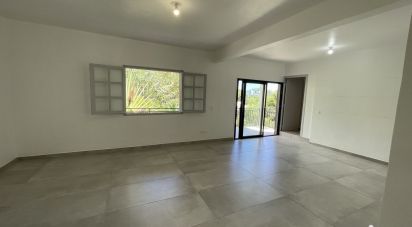 House 5 rooms of 167 m² in Saint-Denis (97400)